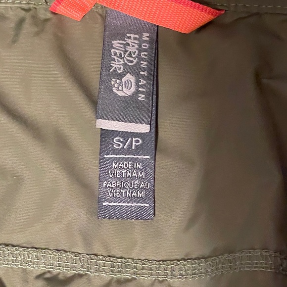 Mountain Hardware Army Green Light Travel Jacket Hideaway Hoodie Windbeaker S - Picture 8 of 13